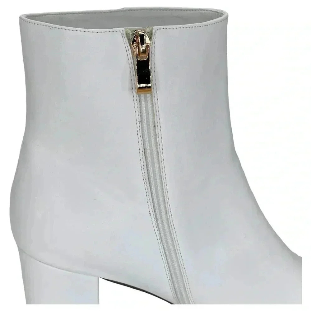 SMASH Shoes Chiku White Faux Leather Womens Ankle Boots Size 11W - Picture 9 of 13